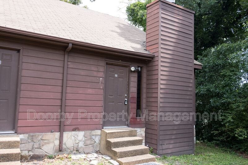 Primary Photo - 22 South Germantown Rd