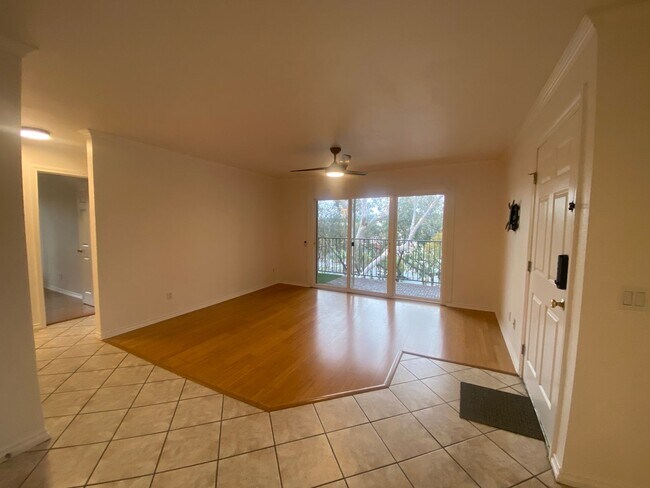 Foto del edificio - Charming 2 Bed, 2 Bath Carlsbad Condo