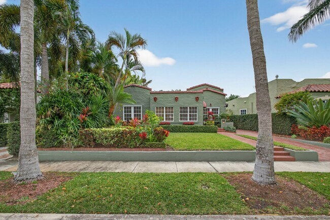 Foto del edificio - Historic West Palm Beach single-family home, with guest cottage!