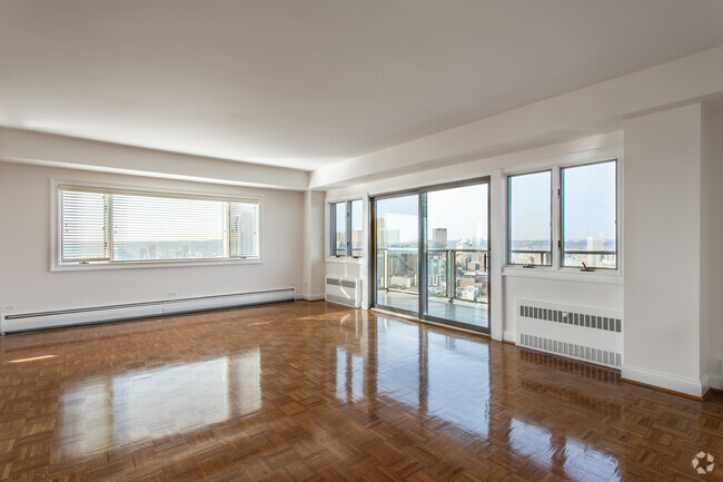 Dos habitaciones/2 baños - 890 ft² - Highland Towers