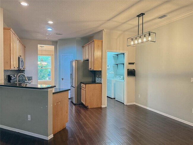 Foto del edificio - 1042 Drift Creek Cove