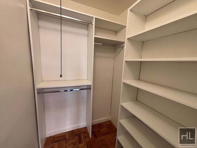 Foto del edificio - EAST 63 STREET