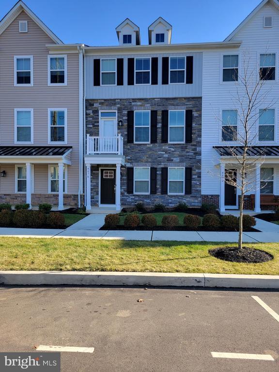 Foto principal - 4878 Stump Rd