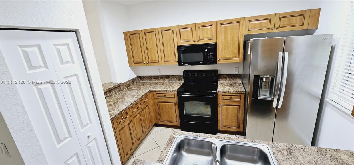 Primary Photo - 973 Tortuga Dr