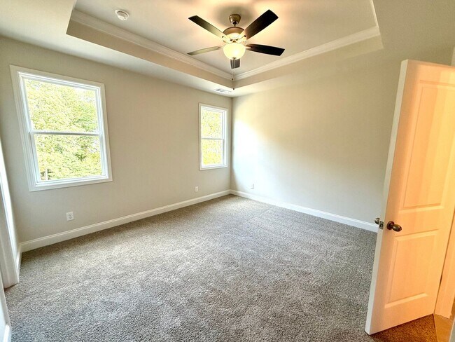 Building Photo - 1278 Ainsworth Alley