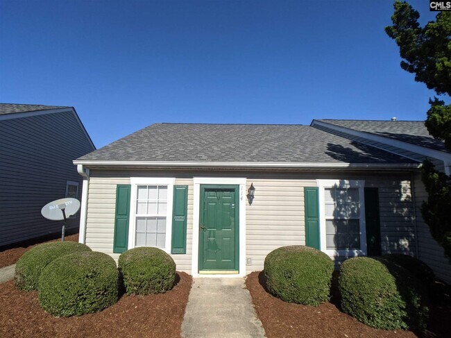 Building Photo - 114 Red Coat Ln