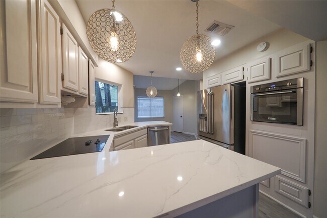 Foto del edificio - 5407 Oakhaven Ln