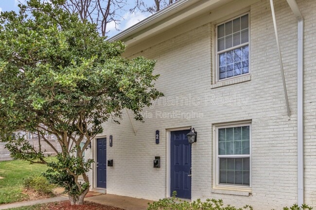 Building Photo - 321 S Gardner Ave