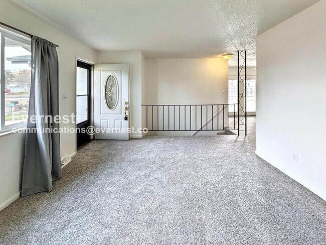 Foto del edificio - 739 43rd Ave