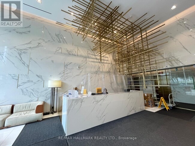 Building Photo - 85 Wood St