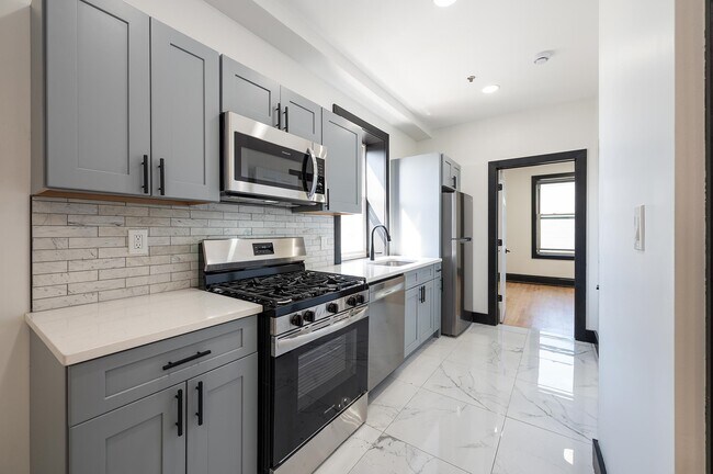 Foto del edificio - 391 CENTRAL Ave