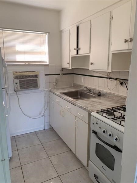 Building Photo - 622 NE 7th St