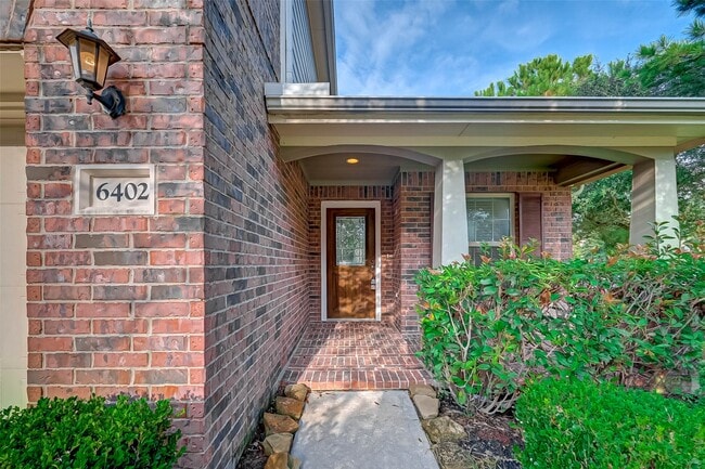 Building Photo - 6402 Black Bamboo Ln