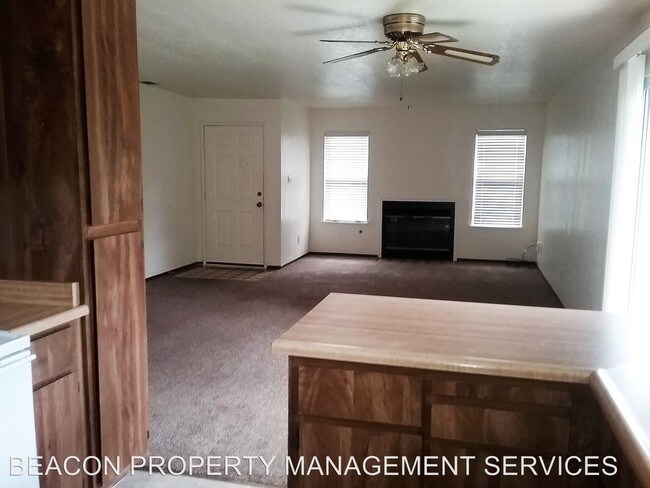 Building Photo - 3 br, 2 bath House - 1720 BURGUNDY DRIVE