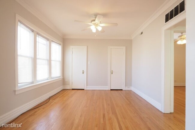 Building Photo - 2525 W Ardmore Ave