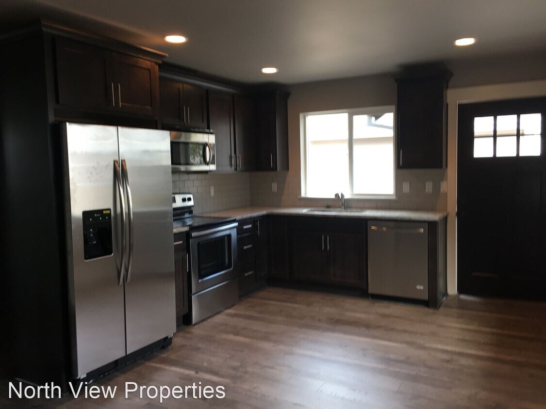 Foto principal - 21861 NE Park Ln