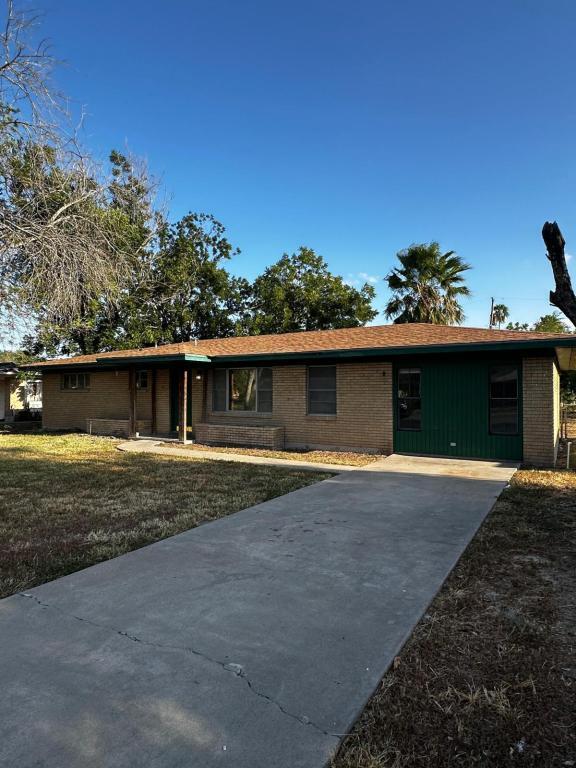 Building Photo - 607 Westway Ave