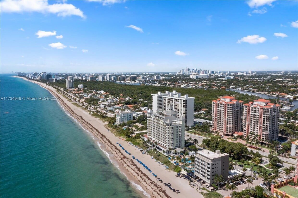 Primary Photo - 2011 N Ocean Blvd