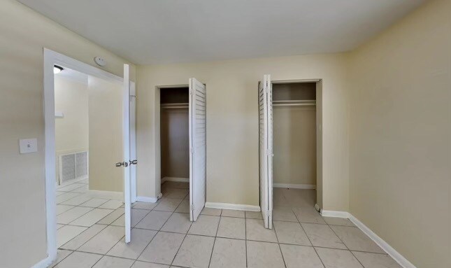 Building Photo - 2340 SW 68th Terrace
