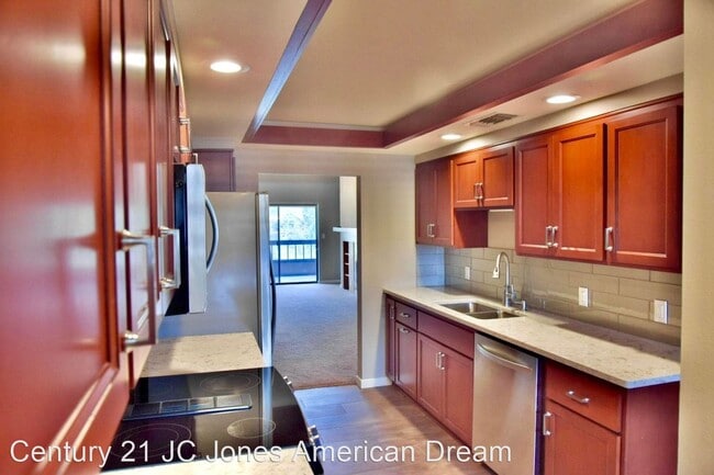Building Photo - 2 br, 2 bath House - 115 Rogue River Hwy 307