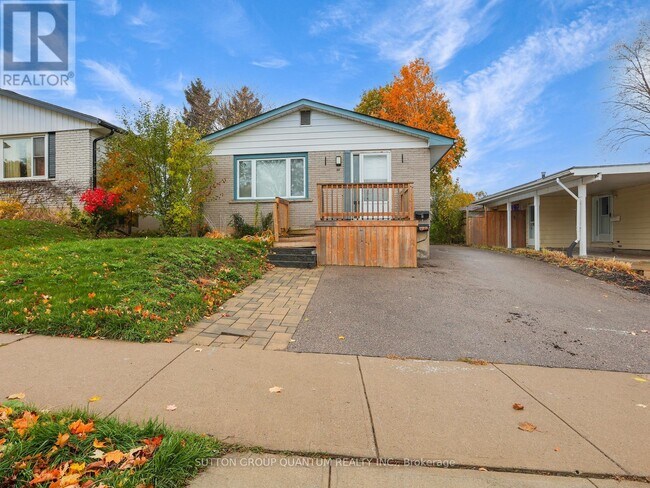 Building Photo - 55 Silver Aspen Crescent