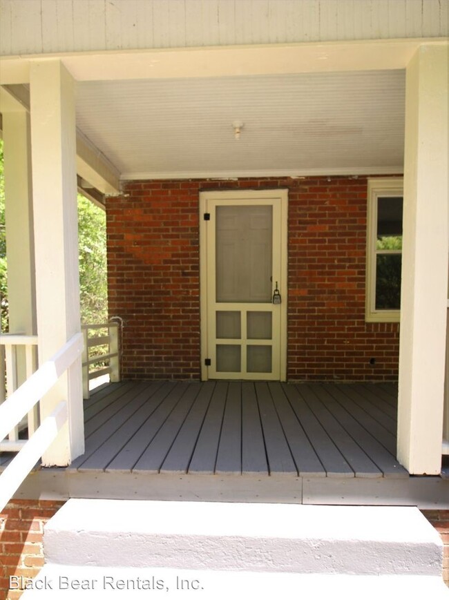 Building Photo - 2 br, 1 bath House - 209 Dennis Street