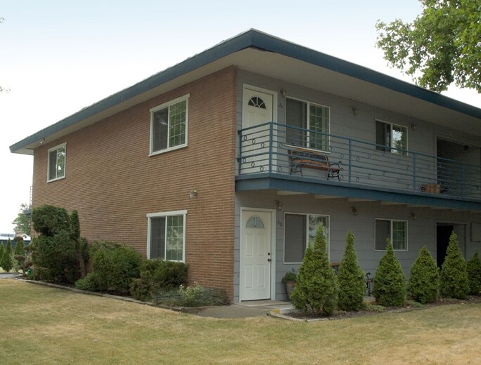 Primary Photo - Lariat Gardens Apartments