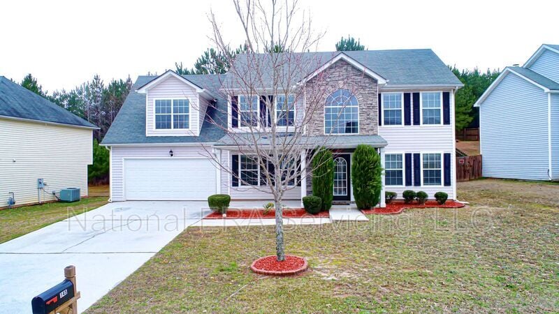Primary Photo - 145 Oak Manor Dr
