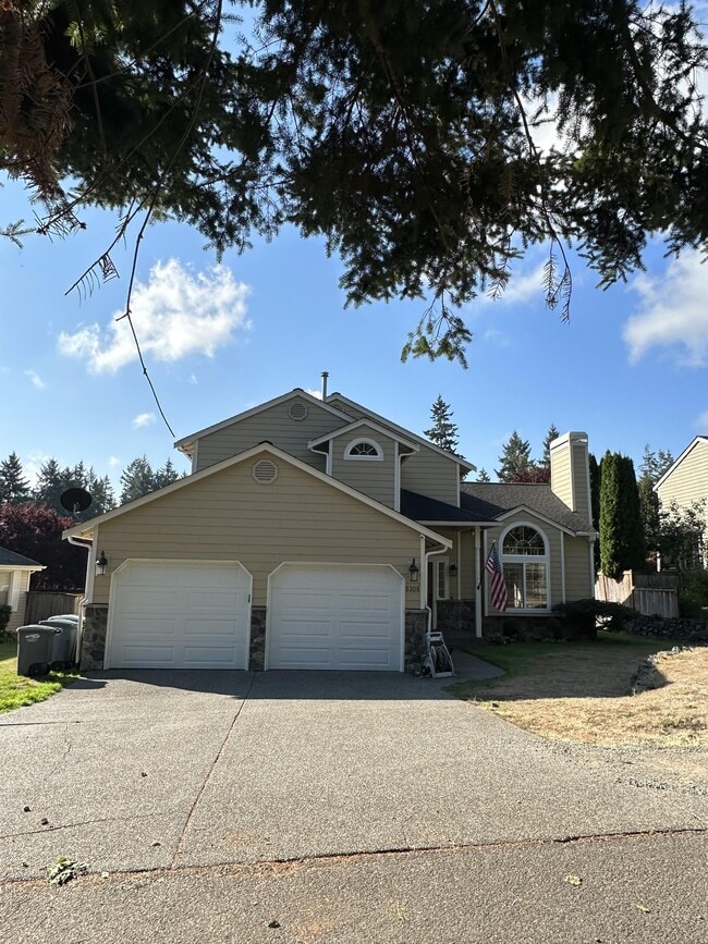 Building Photo - 8208 48th St Ct W