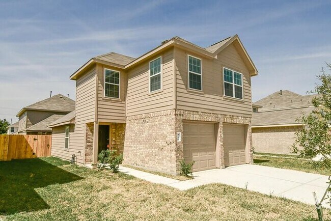 Building Photo - 4126 Silver Ranch Rd