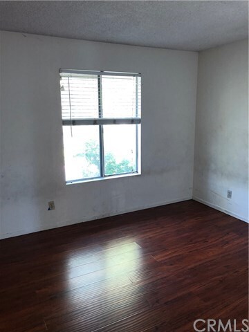 Building Photo - 23228 Orange Ave