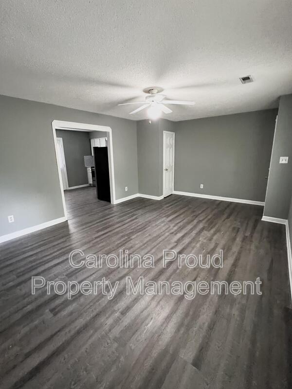 Photo - 487 Huntingridge Rd Apartment