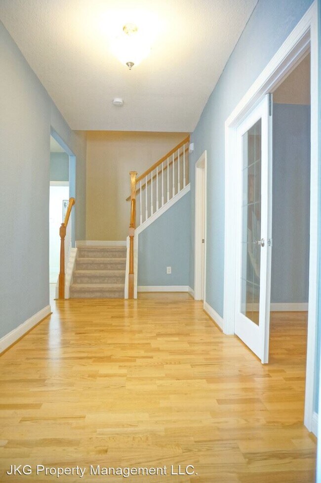 Foto del edificio - 4 br, 3.5 bath House - 4529 Totteridge Lane