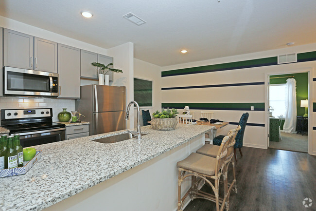 2HAB, 2BA - 1,204 ft² - B1 - Cocina - The Iris at Northpointe