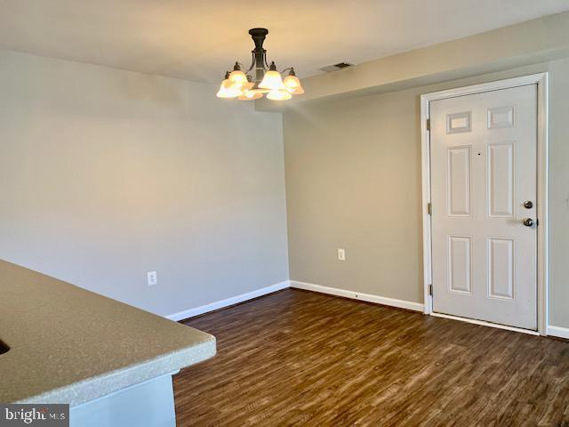 Building Photo - 503 Garrison Woods Dr