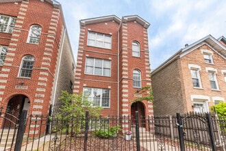 Building Photo - 844 N Wood St