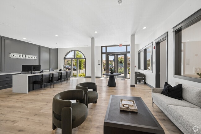 Lobby - Park West