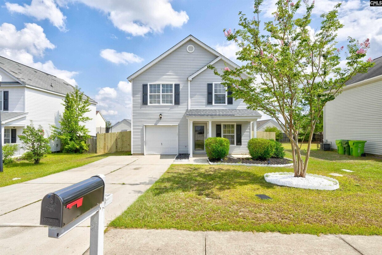 Foto principal - 312 E Waverly Pl Ct