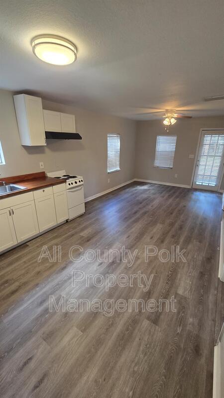 Foto del edificio - 1101 W Tyner St