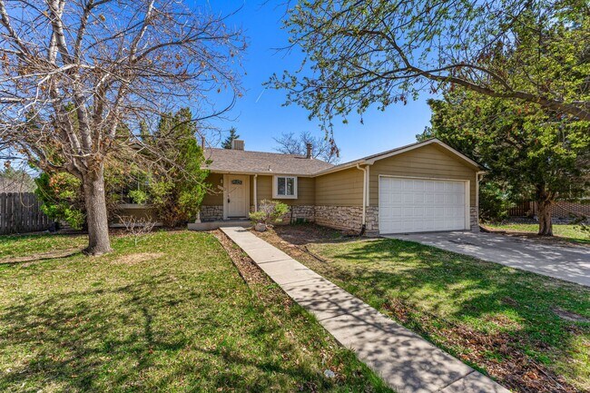 Building Photo - Bright Home in Summer Valley w/ Cherry Cre...