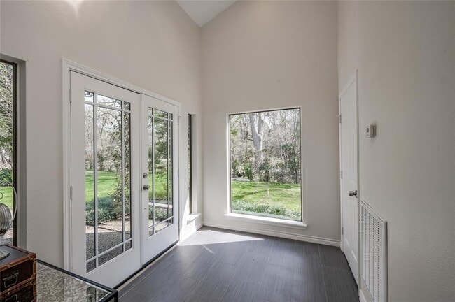 Building Photo - 387 Rancho Bauer Dr