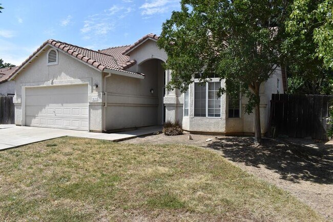 Building Photo - 1453 Hunters Dr