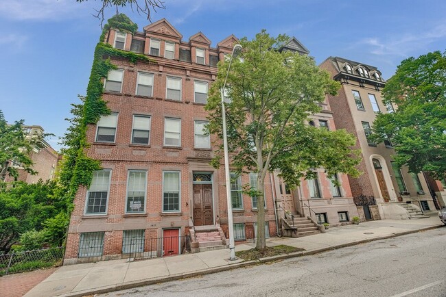 Building Photo - 1409 N Eutaw St