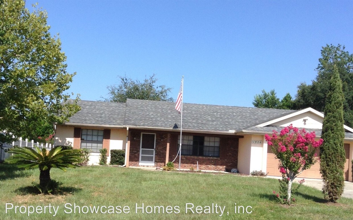 1924 Montecito Ave, Deltona, FL 32738 House for Rent in Deltona, FL