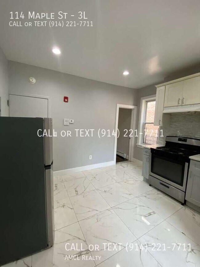 Foto del edificio - 114 Maple St