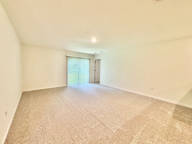 Building Photo - 7812 Maxton Rd