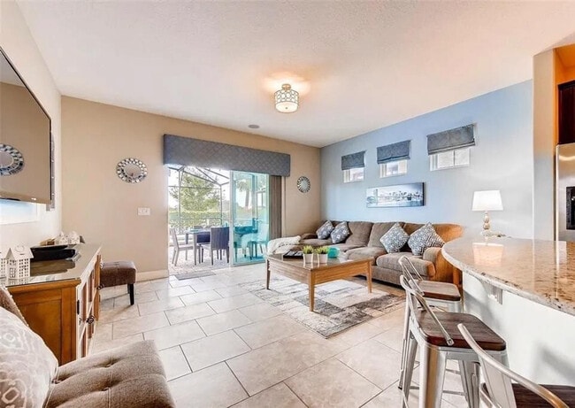 Building Photo - 4425 Acorn Ct