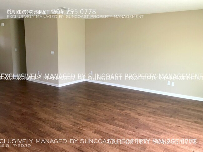 Building Photo - Beautiful 4BR/2BA Home for Rent in 32219!