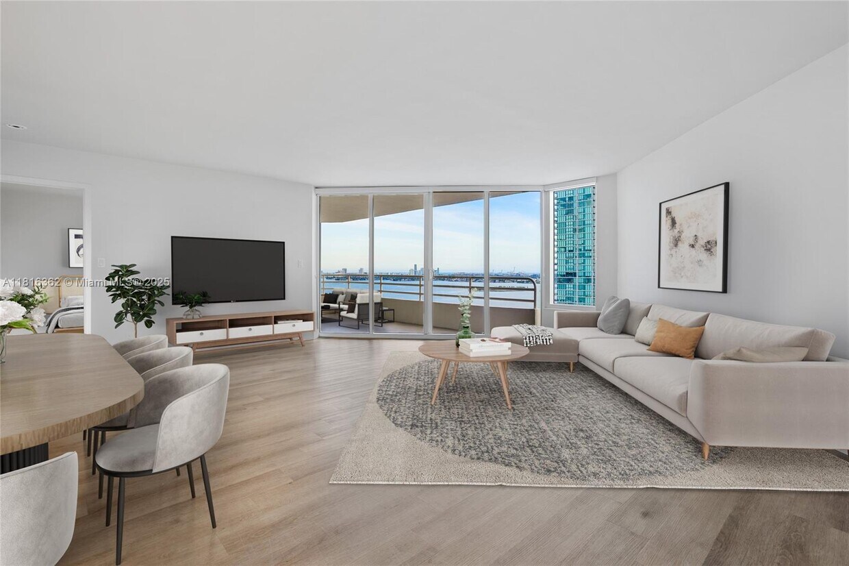 Foto principal - 555 NE 34th St