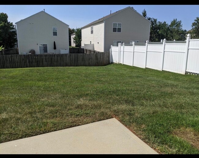 Building Photo - 4804 Rockport Dr